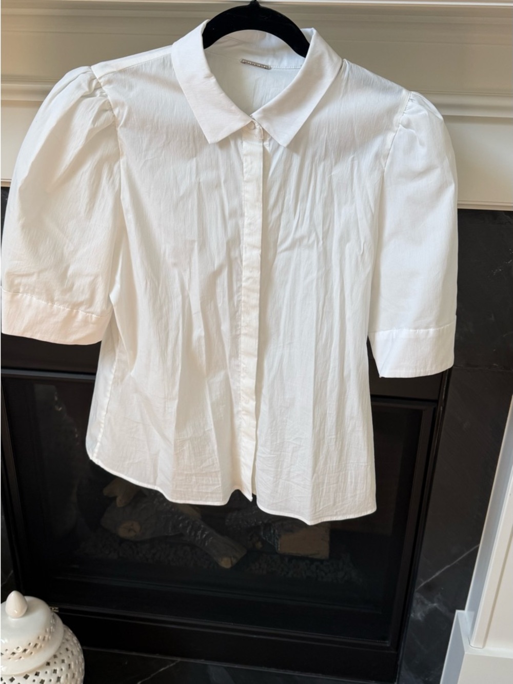 Elie Tahari White Shirt with Branded Silver Tag
